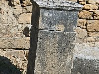 Pilier gravé